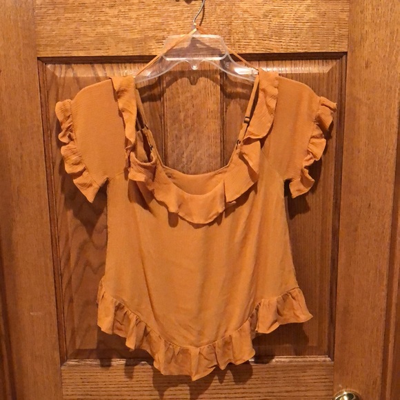 Garage top. Size xs. Like new - Picture 2 of 7